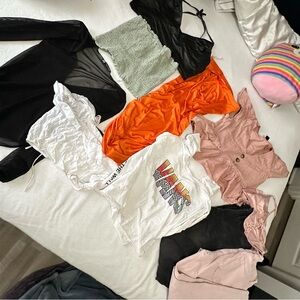 Bundle SHEIN Vibrant Orange jeans  Sleeve Tee